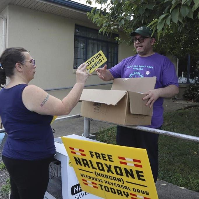 Communities across Appalachia band together for first-ever 13-state Narcan distribution event